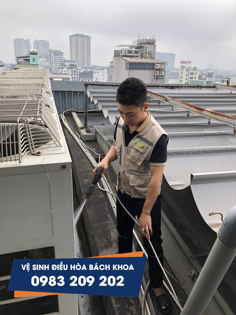 Vệ sinh điều hòa Bách Khoa