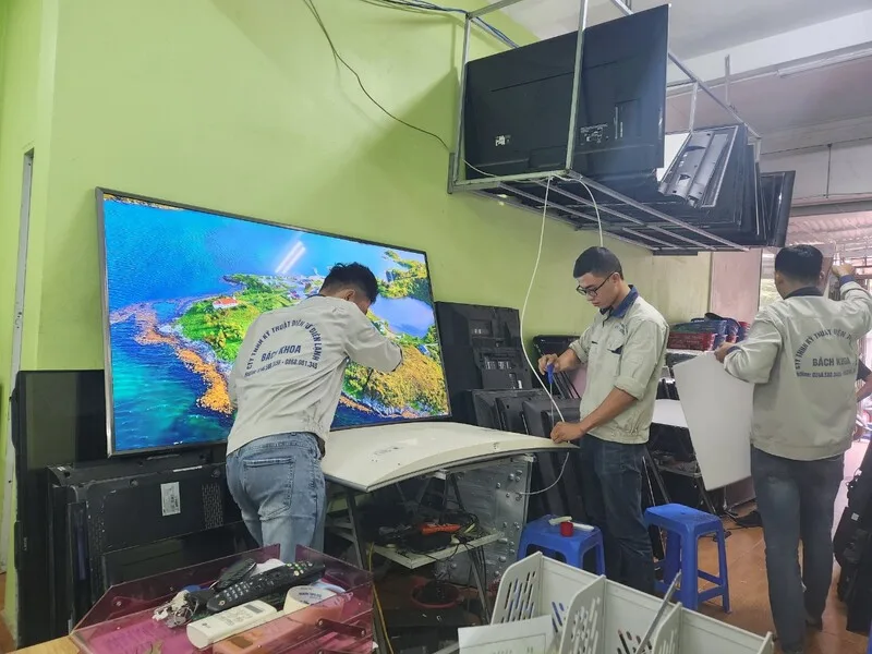 trung tâm điện lạnh bách khoa