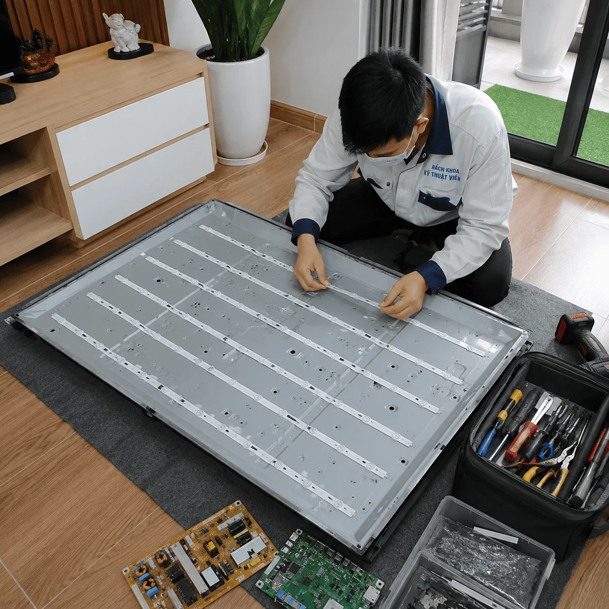 sửa tivi tại nhà quận Thanh Xuân