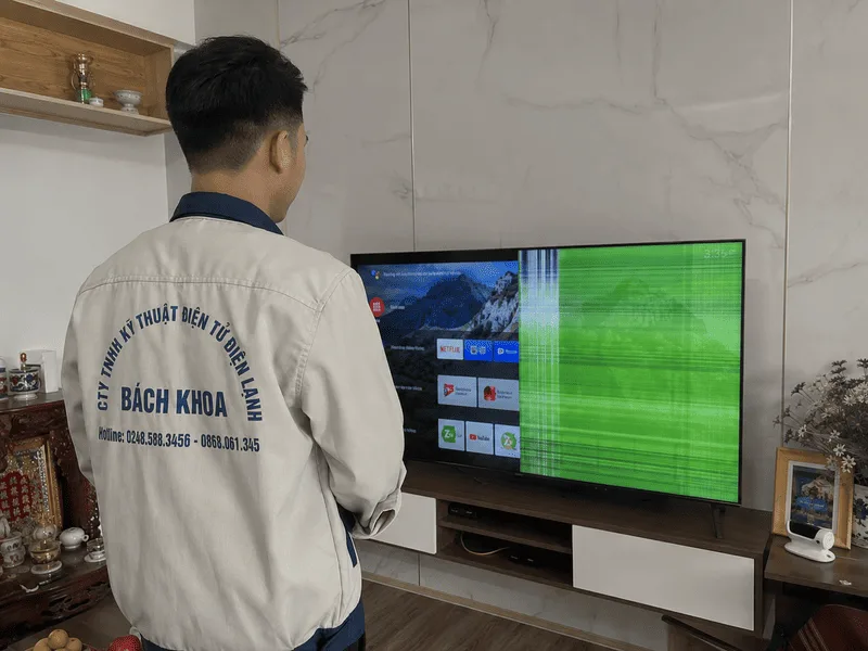tivi bị chia đôi màn hình