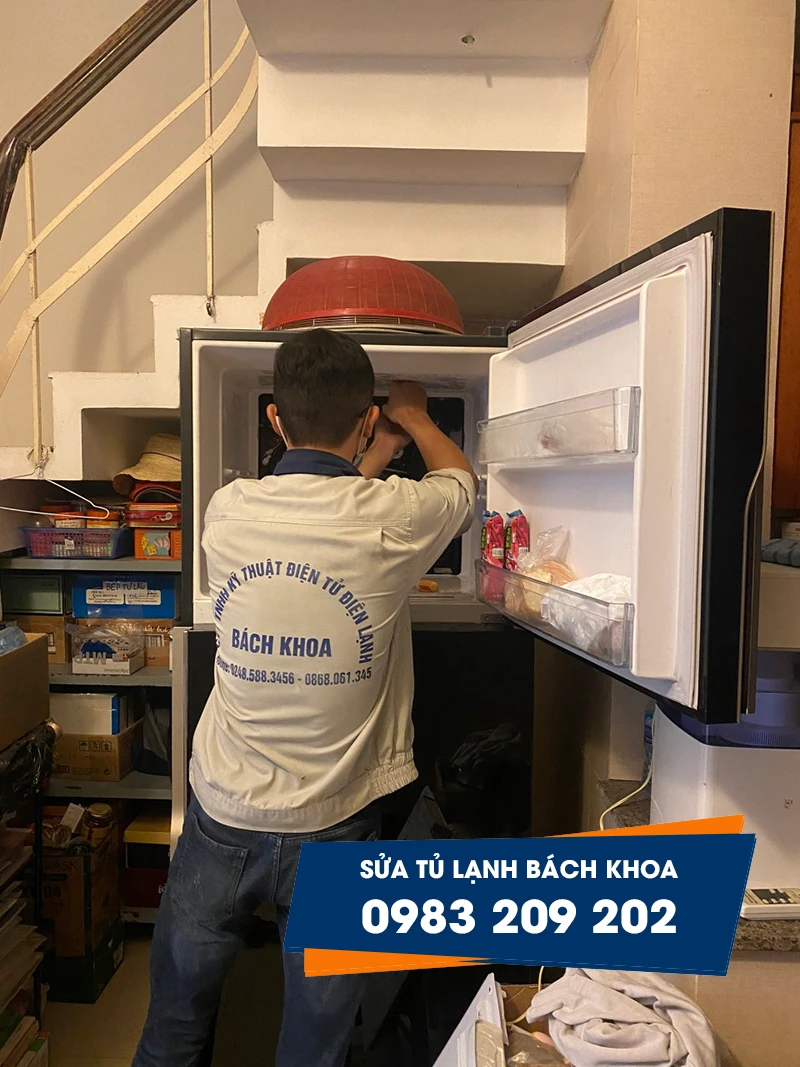 Quạt tủ lạnh không chạy, lúc chạy lúc không: Nguyên nhân, cách sửa quạt ngăn đông tủ lạnh không chạy